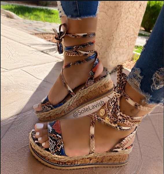 Women’s Tie up Sandals