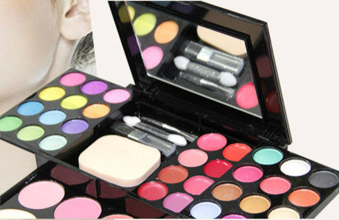 Makeup box set