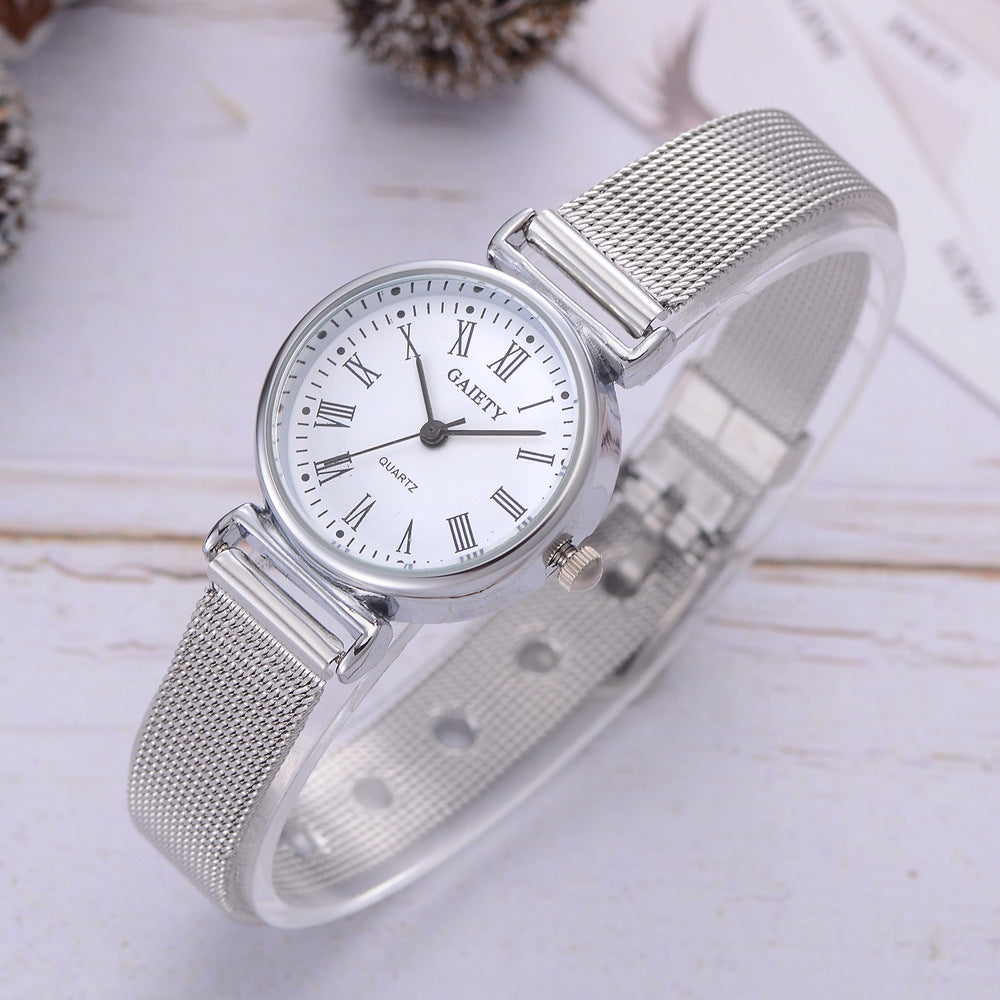 Roman numeral noble quartz watch